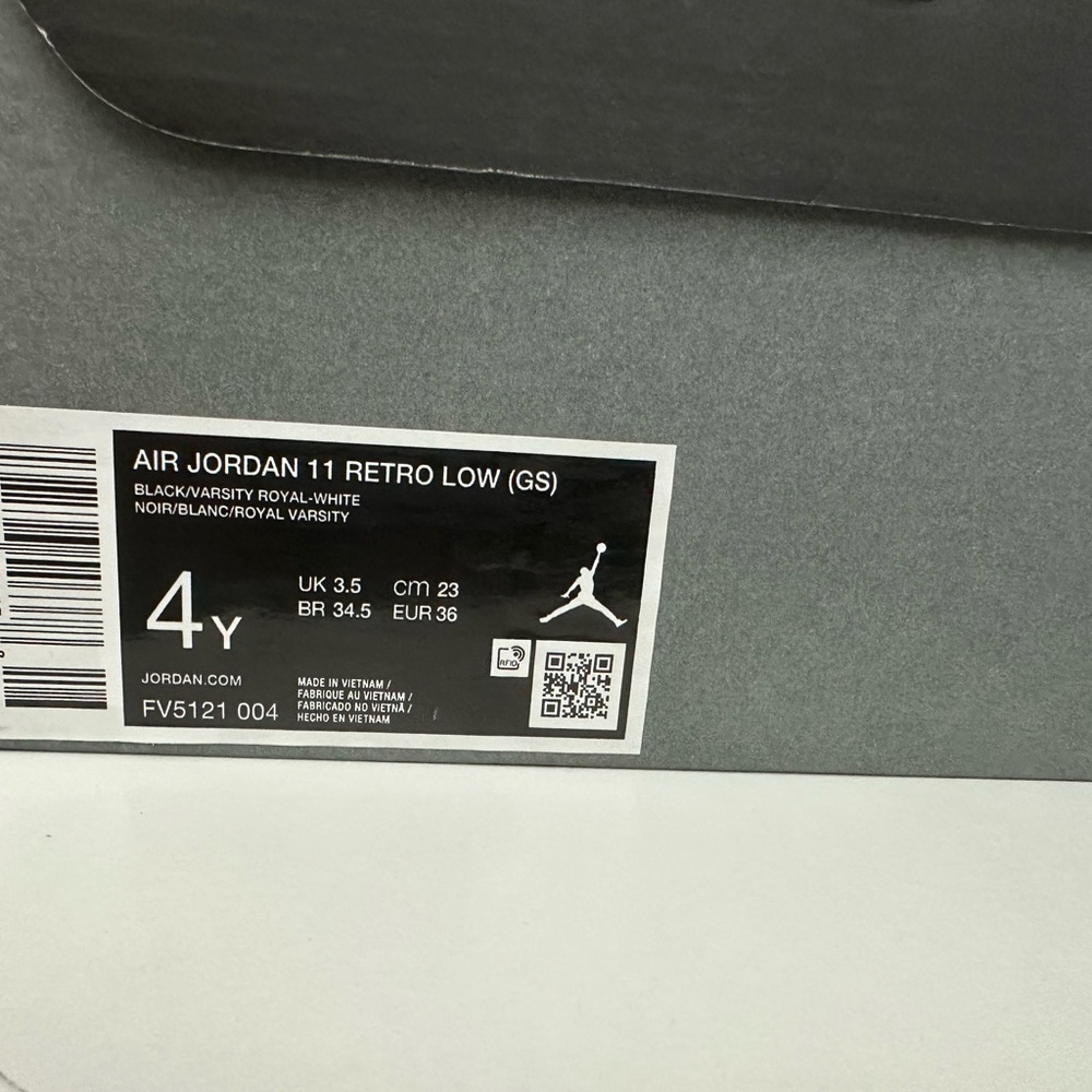 Kids Jordan 11 low - Picture 6 of 6